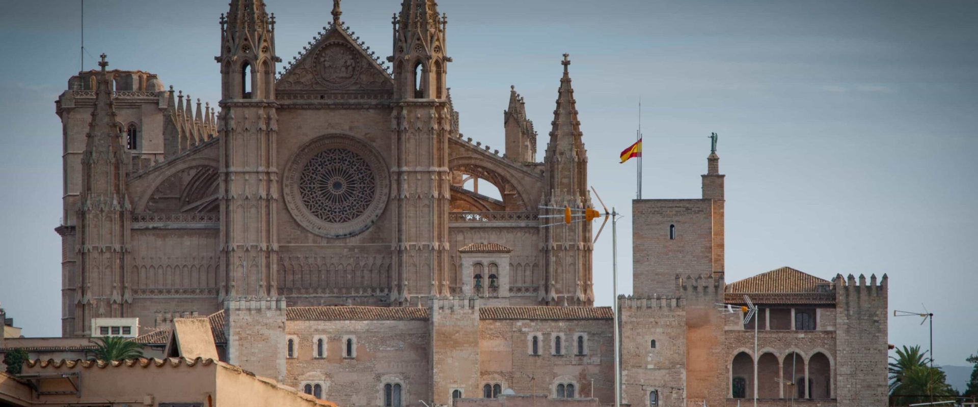 Mallorca Church Background